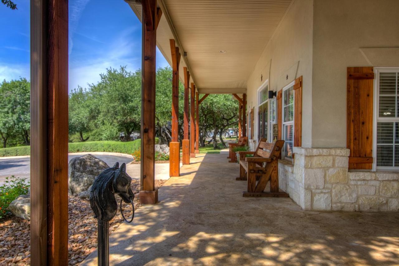 Sun Retreats San Antonio West Hotel Live Oak Exterior photo